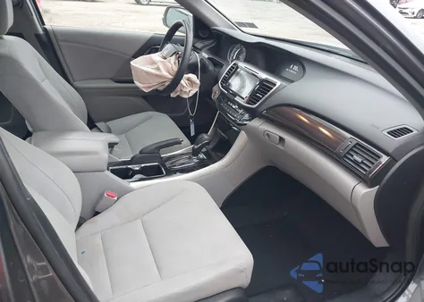 2016 Honda Accord Ex z USA, uszkodzony, nr VIN 1HGCR2F74GA240497